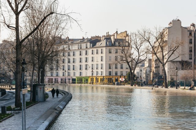 París: paseo en barco por el canal Saint-Martin y el río Sena