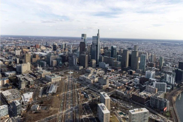 Philadelphia: Skyline Helicopter Tour