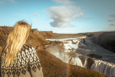 Ab Reykjavik: Golden Circle & Kerid-Krater TagestourTour mit Abholung an der Bushaltestelle 12