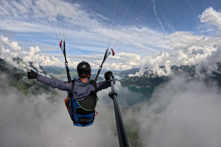 Spiez: Paragliding Flight from Mount Niesen Spiez: Paragliding Flight from the Niesen
