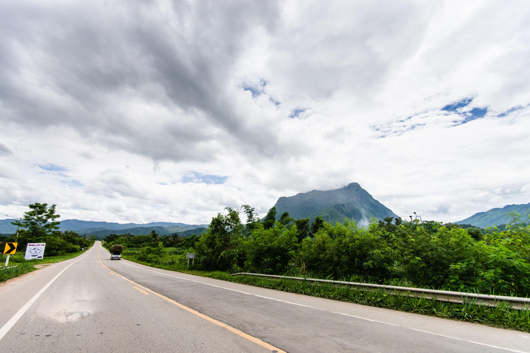 Explore Sri Sangwan Waterfall and Giant Cave I Chiang Mai