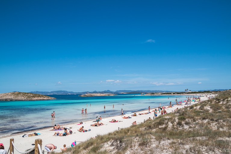 Vanuit Sant Antoni: Boot transfer naar FormenteraVan Sant Antoni: retourboottransfer naar Formentera