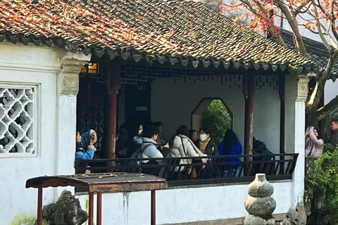 Shanghai One Day Tour to Suzhou: Lingering Garden Tiger Hill
