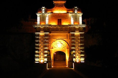 Malta: Nachttour im Open-Top-Bus & Zwischenstopp in Mdina