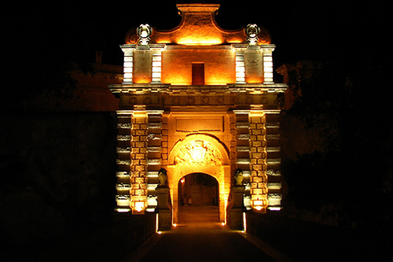 Malta By Night Open-Top Bus Tour, w tym 1-godzinny przystanek Mdina