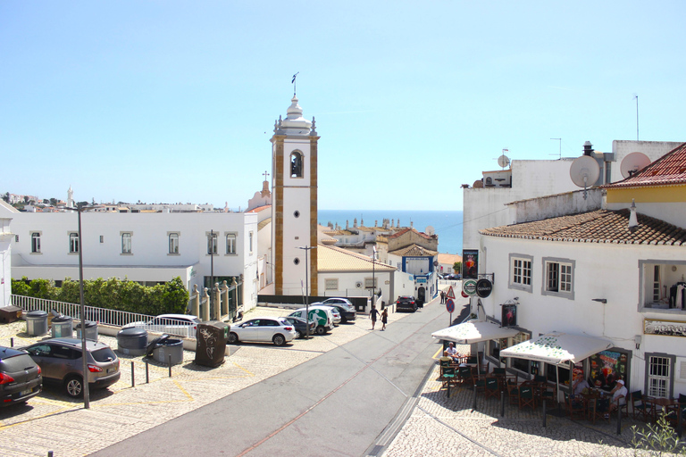 Albufeira: Tuk Tuk Ride with Old Town and Beaches