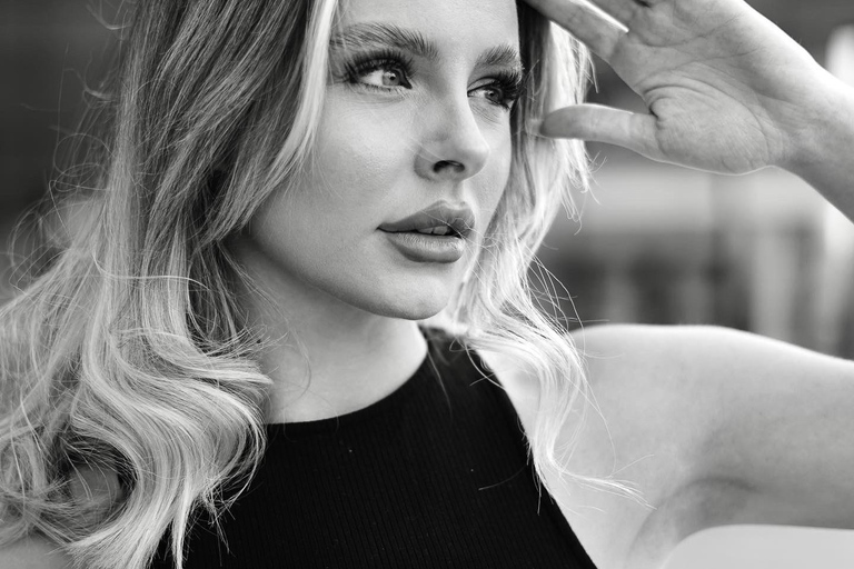 Chester: Private Photoshoot with Professional Photographer