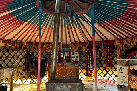 Ulaanbaatar: 4-Day Nomadic Life Experience with Meals 4 Day Nomadic Life Experience In Northern Mongolian
