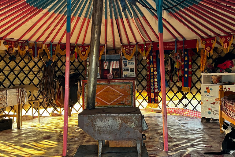 Ulaanbaatar: 4-Day Nomadic Life Experience with Meals 4 Day Nomadic Life Experience In Northern Mongolian