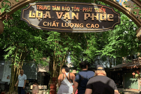 From Hanoi: Day Trip to 5 Traditional Handicraft Villages Small Group Tour