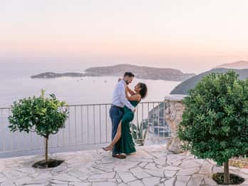 Eze: Private Photoshoot with a Professional Photographer