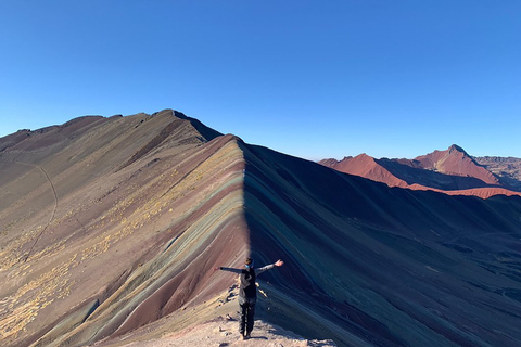 4-Day Ausangate Trek: 7 Lakes, Rainbow Mountain & Red Valley