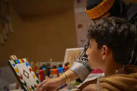 Diriyah: Asiri Kunstworkshop mit einem lokalen Künstler