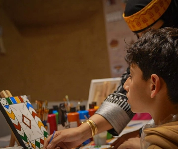 Diriyah: Asiri Art Workshop with a Local Artist