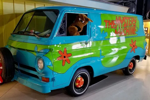 Branson: Celebrity Car Museum Admission Ticket