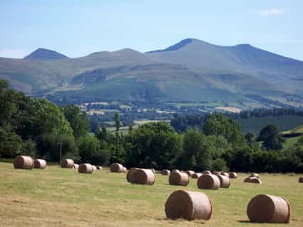 brecon beacons south wales full day tour from cardiff