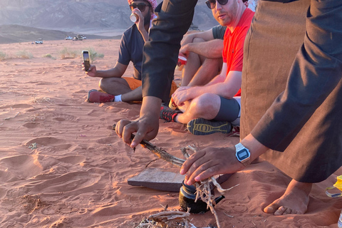 Wadi Rum: Jeep Tour & one night under the stars One night under the stars