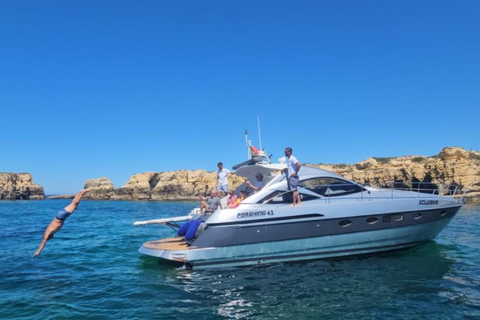 Xclusive Luxury Yacht AlbufeiraAlbufeira Xclusive Yacht di lusso