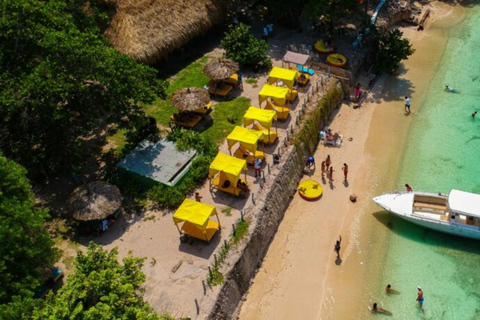 Cartagena: Sol y Papaya Beachclub - Daytour in Isla Grande!