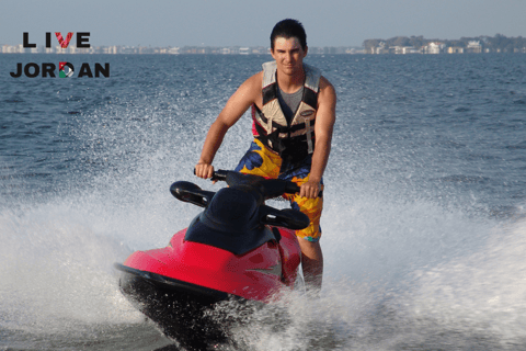 Aqaba : All Water Sports Adventure in the Red Sea Water Skiing 30 minutes with Training