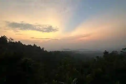 Sunrise Setumbu Hill, Borobudur & Prambanan Temple