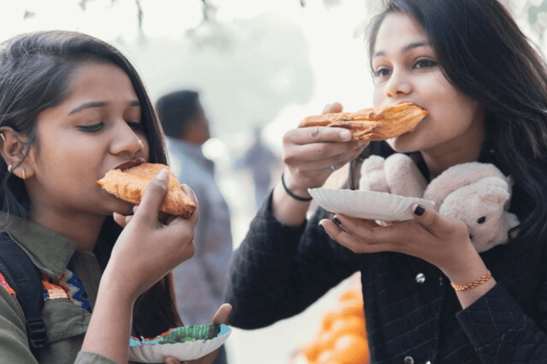 Udaipur Street Food Crawl Tour - Degustação guiada de comida local