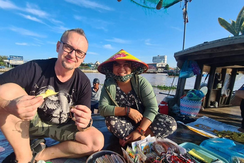 Can Tho: Floating Market, Canal, Cacao Farm & Mekong' Life Private tour with English speaking guide