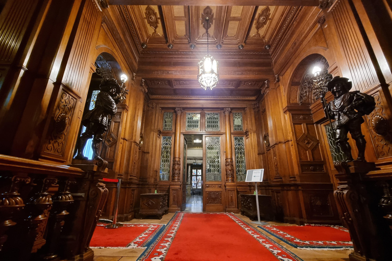 Private Tour from Bucharest: Peles Castle & Ialomita Cave