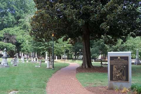 Charlotte: Historic Uptown 90-Minute Segway Tour