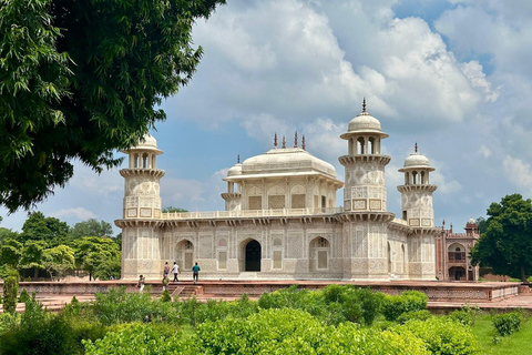 8-Day Golden Triangle Tour With Ranthambore & Jhalana Safari Tour With 3-Star Hotel Recommendation