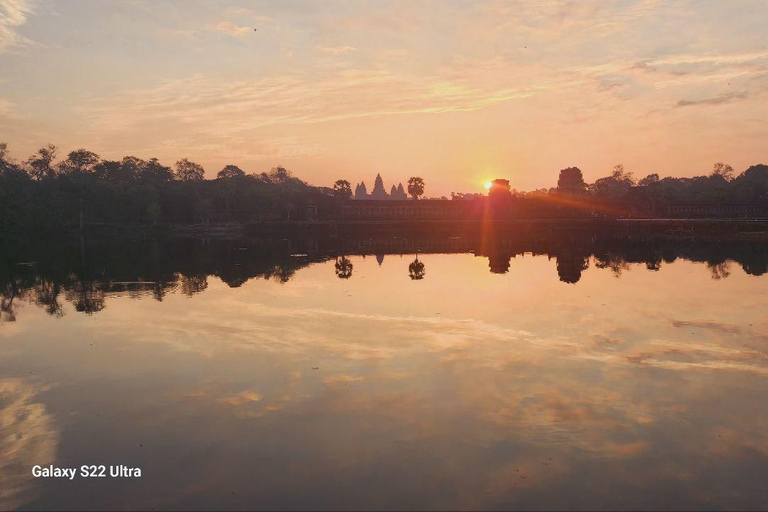 Siem Reap: Angkor 1 day guided tour in Spanish with sunriseOption 2: Private tour 1 day in Spanish with sunrise