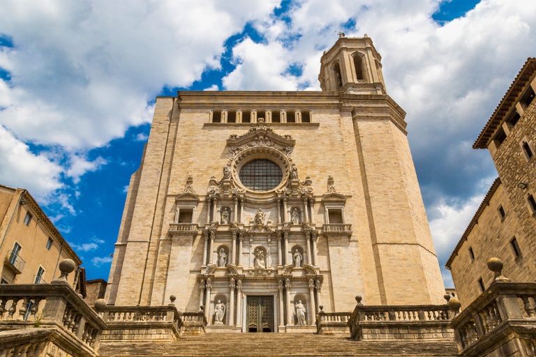 Girona: Private Guided Tour with Your Mobile Phone Girona: The Nachmanides Code and Kabbalah with Kit and Live Guide