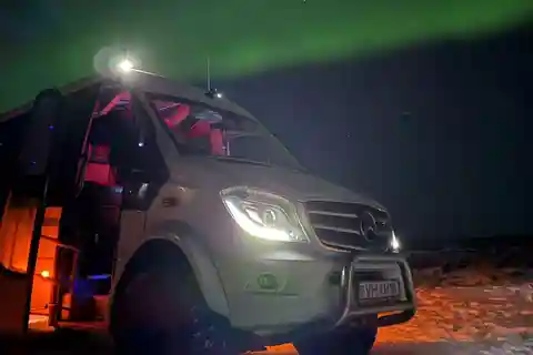 Reykjavik: Tour privato dell'aurora boreale in 4x4 con pickup