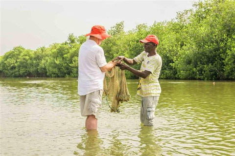 Cartagena: La Boquilla Fishing Village Tour with Cooking
