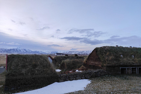 Akureyri: Goðafoss Waterfall & City Highlights Voyage