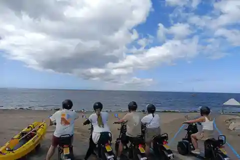 Комбо: аренда электроскутера + дополнительная аренда гидроцикла в Плайя-Инглес