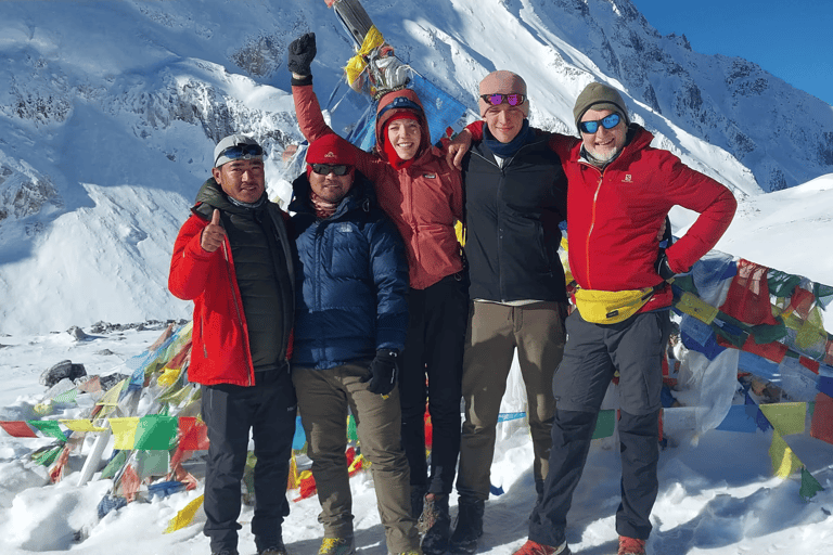 16-day Tour Manaslu Circuit Trek via Mamche Pass