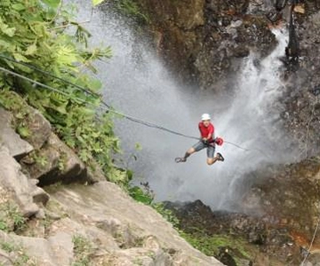 La Fortuna: Canyoning and Waterfall Rappelling Experience