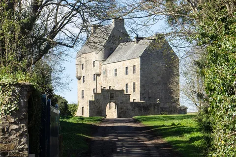 Edinburgh: Outlander and Castles Filming Locations Day Tour