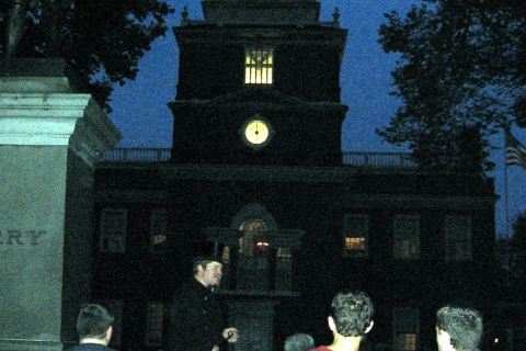 Tour de fantasmas de Filadelfia a la luz de las velas