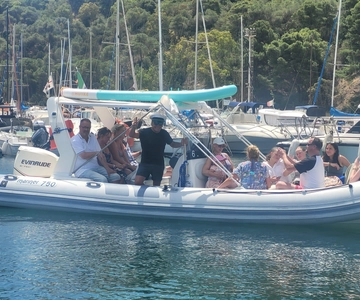 Cagliari: Sella del Diavolo Boat Magic Tour Drink & Snacks