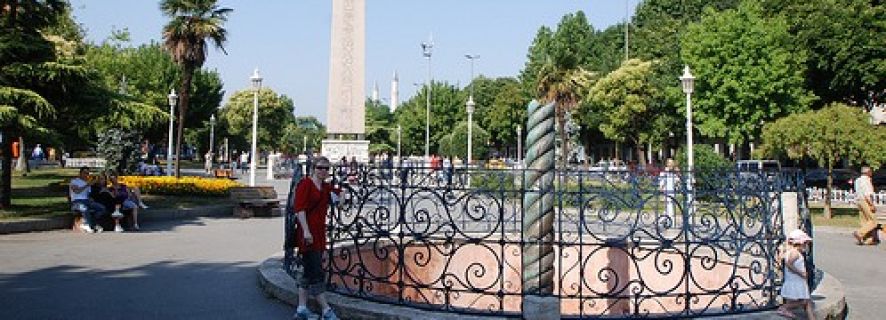 Private Walking Tour: Hippodrome, Blue Mosque, Hagia Sophia