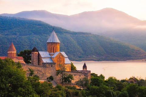 Le paradis sur terre - Kazbegi Round Trip