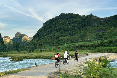Cao Bang: 2-Day Family Experience With Local Guide 2-Day Family Experience By Car
