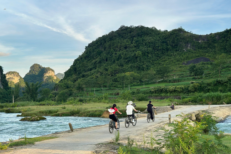 Cao Bang: 2-Day Family Experience With Local Guide 2-Day Family Experience By Car