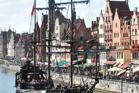 Gdansk : Croisière aller-retour guidée vers Westerplatte