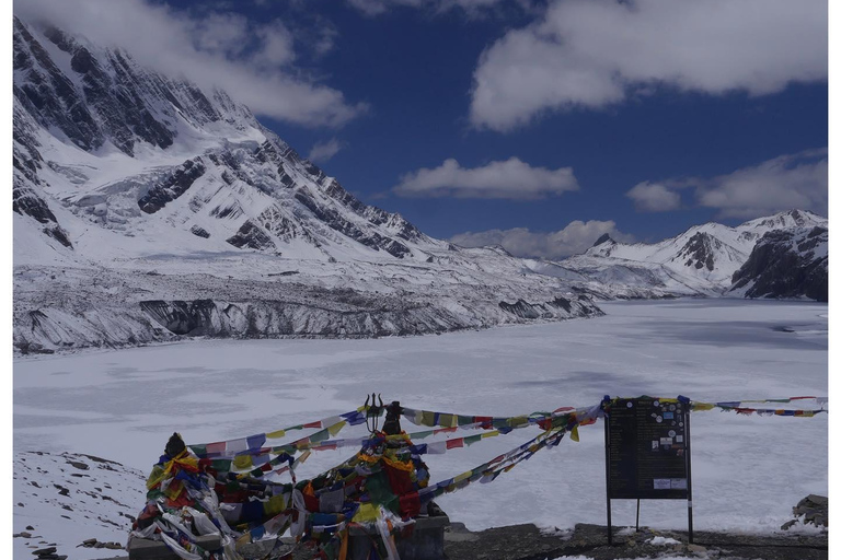 15 Días Circuito del Annapurna y Trekking al Lago Tilicho Desde Katmandú