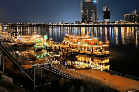 Phnom Penh: Mekong Sunset Cruise & City by Night Tour