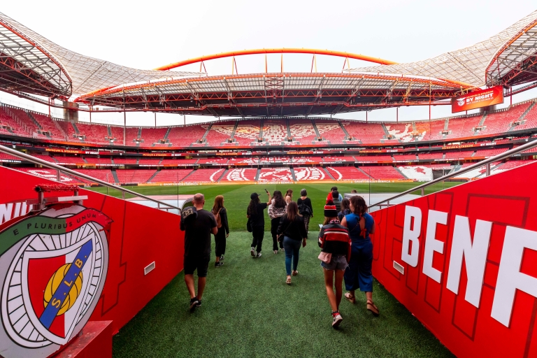 Lizbona: 2-godzinny stadion Luz i zwiedzanie muzeum z przewodnikiemWłochy i Benfica