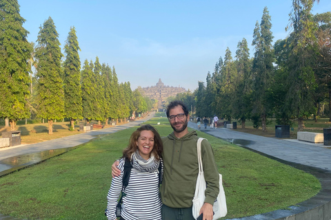 Yogyakarta: Sunrise, Rice Terrace, & Borobudur Tour Kedung Kayang waterfall viewpoint